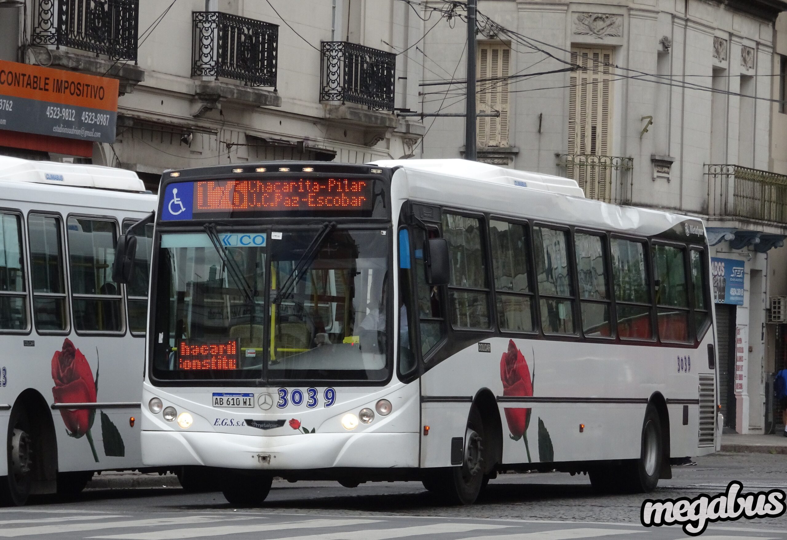 l-nea-176-3039-megabus-ar